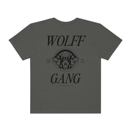 Comfort Colors t-shirt in Pepper featuring the words Wolff Gang and an image of doberman dogs barking inspired by Formula 1 team principal Toto Wolff.