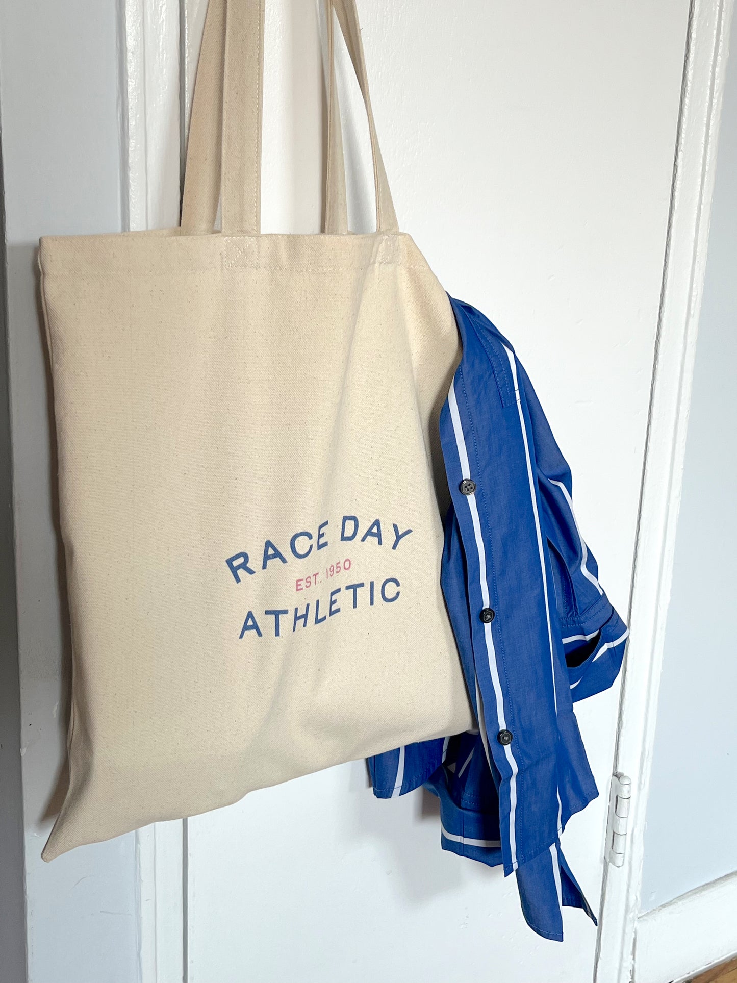 Going in Circles Fast Tote Bag